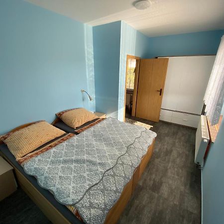 Apartment Martinec Нове-Место-над-Метуйи Экстерьер фото
